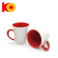 Precio de fábrica de 12 oz Funnel Mango rojo Sublimation Ceramic Taza